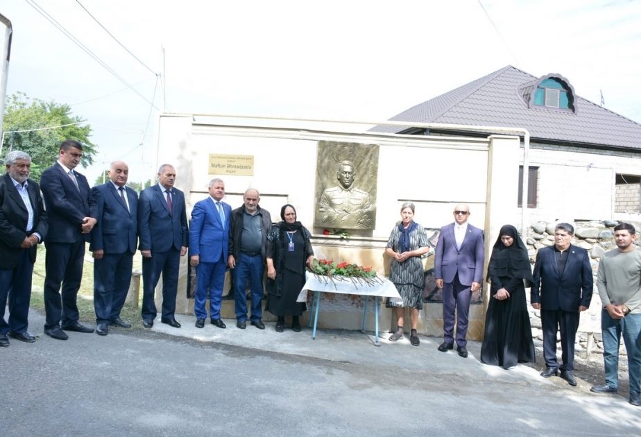 Tərtərdə şəhid Məftun Əhmədzadənin adını daşıyan küçədə barelyefi quraşdırılıb