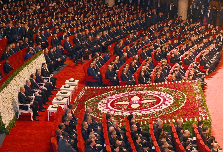 Düşənbədə “Dostluq Axşamı” konsert proqramı keçirilib YENİLƏNİB VİDEO