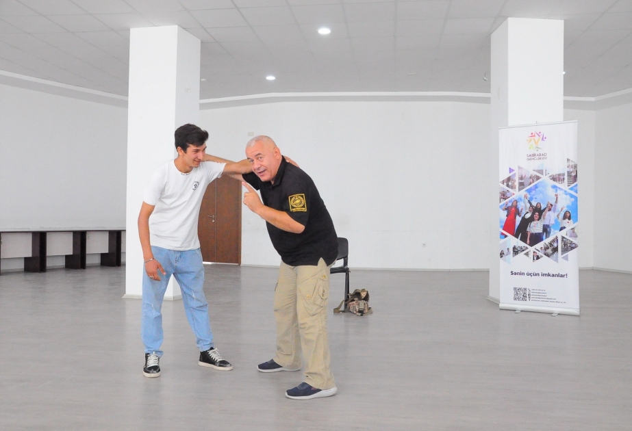 Peşəkar idman mütəxəssisi Rəsul Məmmədovla görüş sabirabadlı gənclərdə ruh yüksəkliyi yaradıb