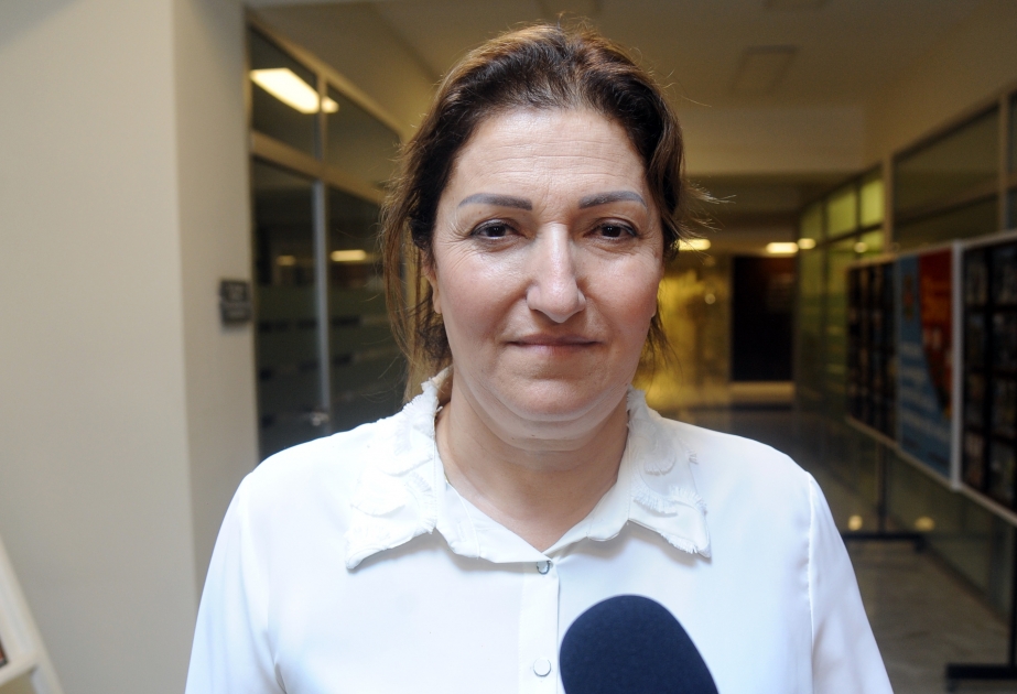 Milli Qəhrəmanın bacısı: Biz Xankəndiyə həm də Ağdam-Əsgəran yolu ilə getmək istəyirik