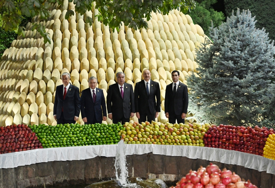 Official reception was hosted in honor of the heads of state in Dushanbe VIDEO