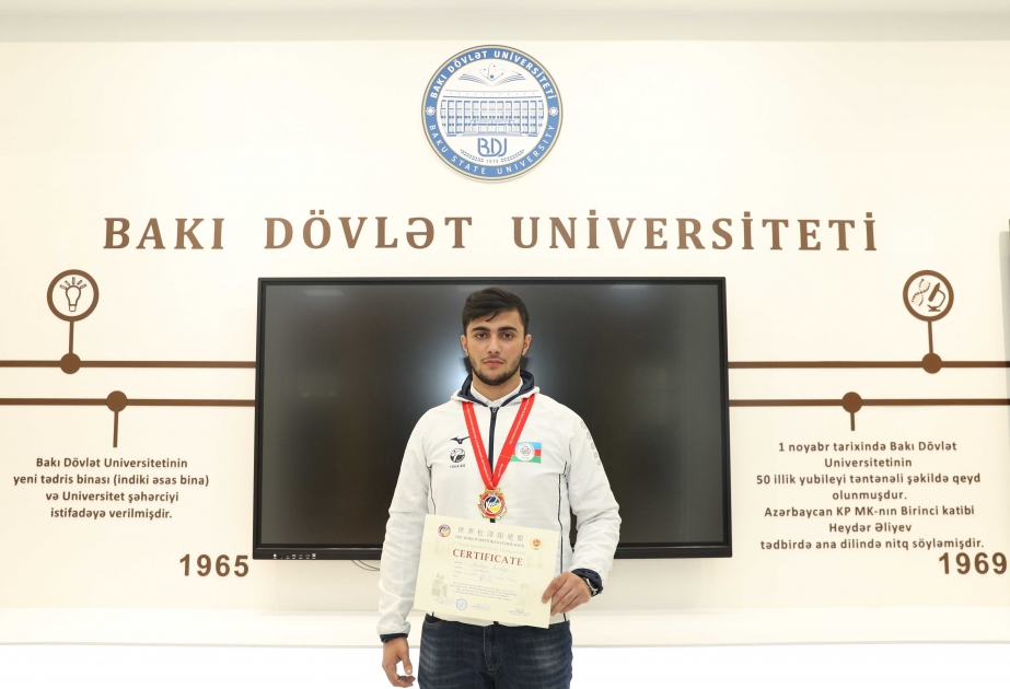 BDU tələbəsi gənclər arasında şotokan karate üzrə dünya çempionu olub