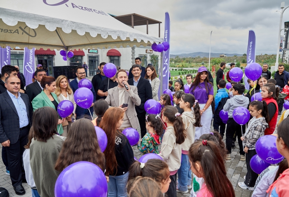 ®  Ağalı kəndinin məktəbliləri yeni tədris ilinə “Azercell” ilə birlikdə başlayır!