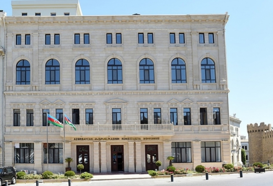 Konstitusiya Məhkəməsi Plenumunun iclasında Şirvan Apellyasiya Məhkəməsinin müraciətinə baxılıb