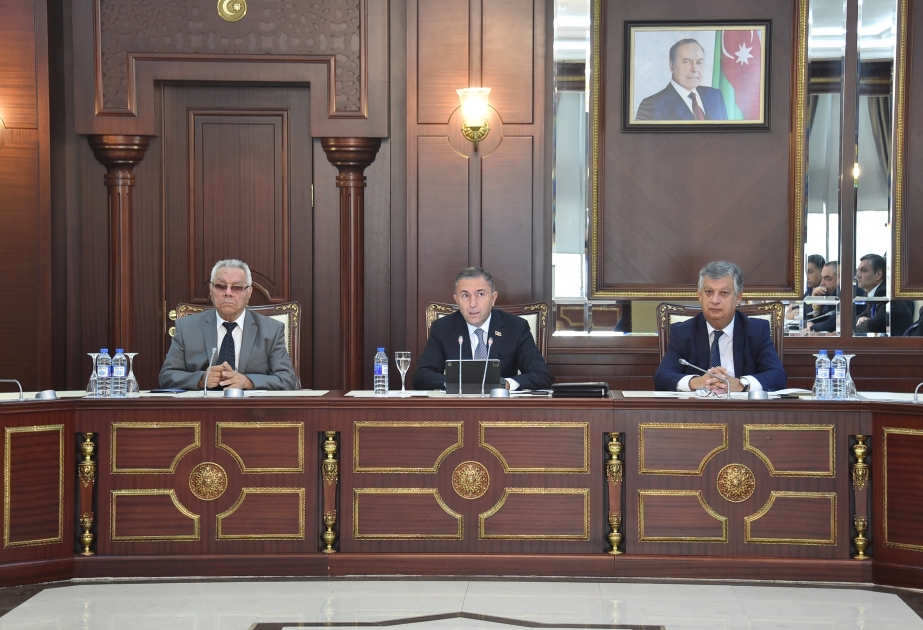 Daha 13 qanun layihəsi parlamentin plenar iclasına tövsiyə edilib