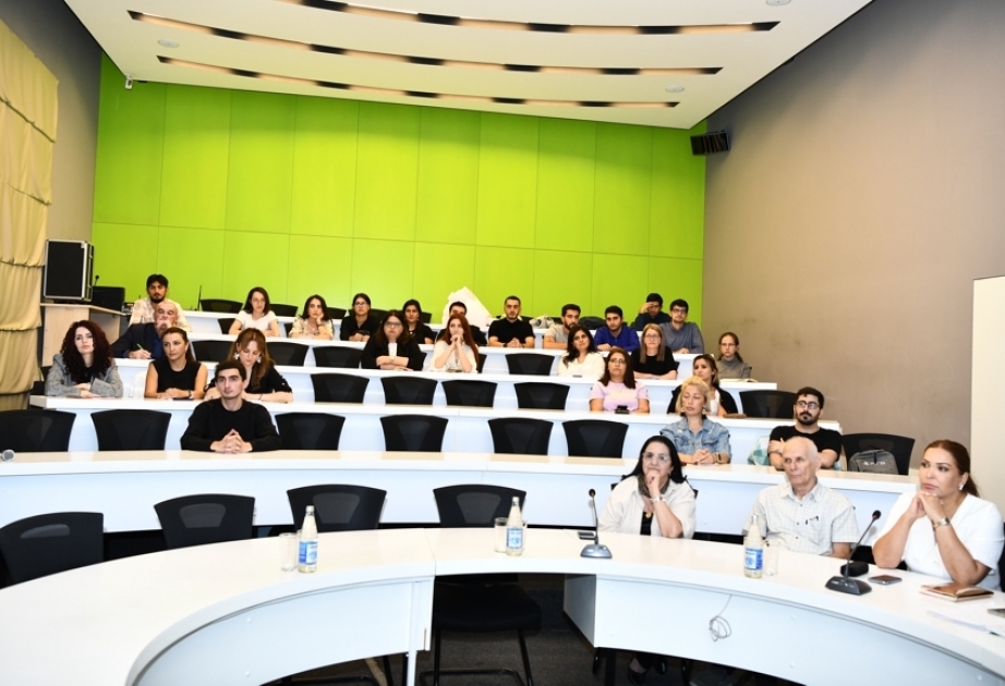 “Uğurlu doktorluq dissertasiyasını necə hazırlamaq olar” –  ADNSU-da seminar
