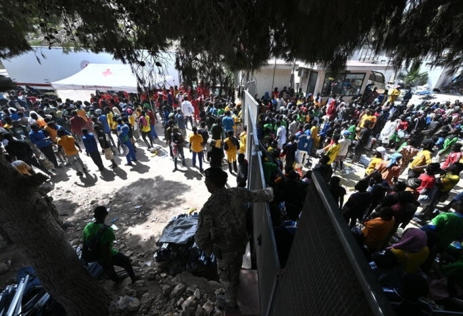 EU chief to visit Italy's Lampedusa amid protests over migrants