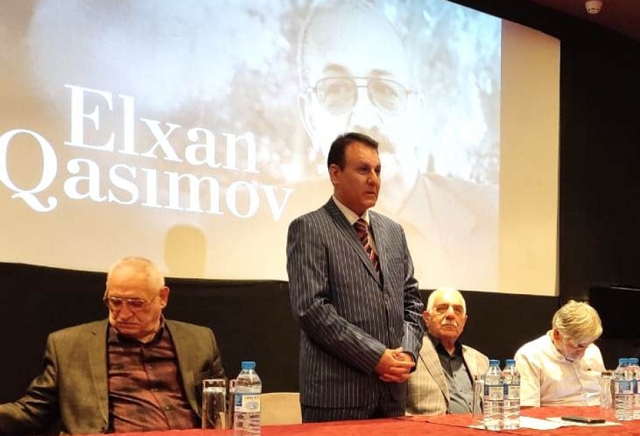 Əməkdar artist Elxan Qasımovun xatirəsi anılıb