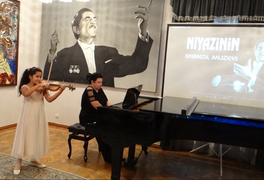 Niyazinin Mənzil Muzeyində Milli Musiqi Günü münasibətilə tədbir