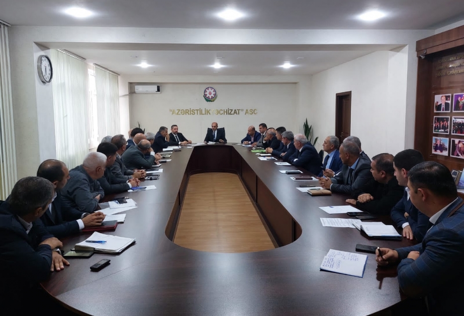 Payız-qış mövsümünə hazırlıq ilə bağlı geniş istehsalat müşavirəsi keçirilib