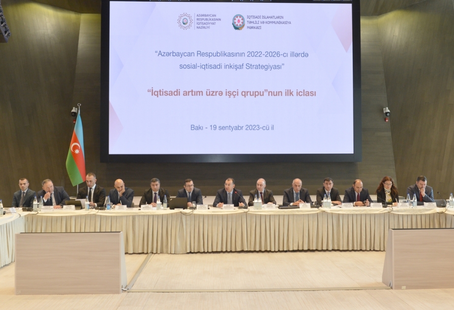 Azərbaycan Respublikasının 2022-2026-cı illərdə sosial-iqtisadi inkişaf Strategiyası üzrə görülən işlər müzakirə edilib