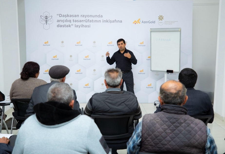 Дашкесанские пчеловоды привлечены к тренингу в связи с подготовкой к зимнему сезону