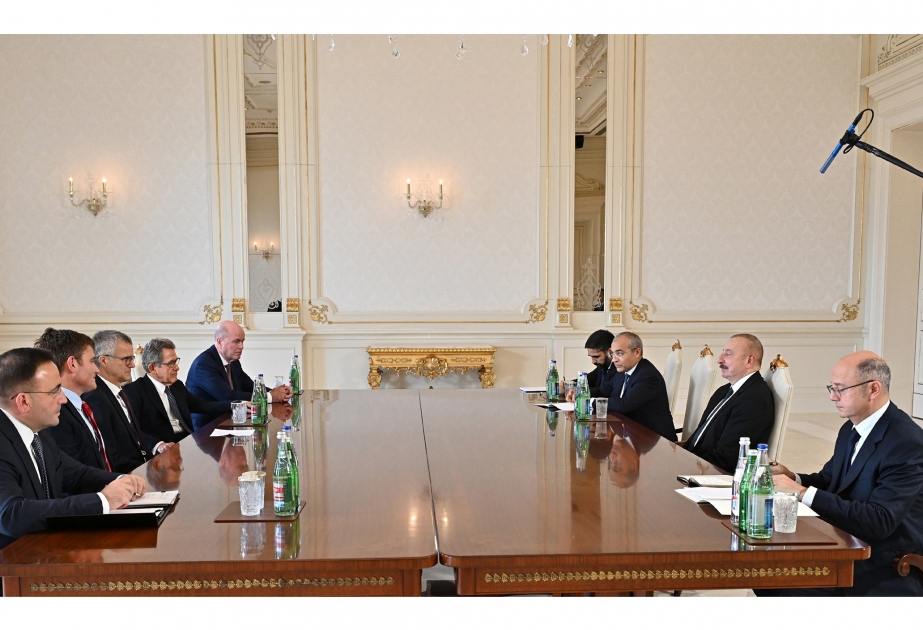 El Presidente Ilham Aliyev recibió al Presidente del Consejo de Administración de bp  ACTUALIIZADO