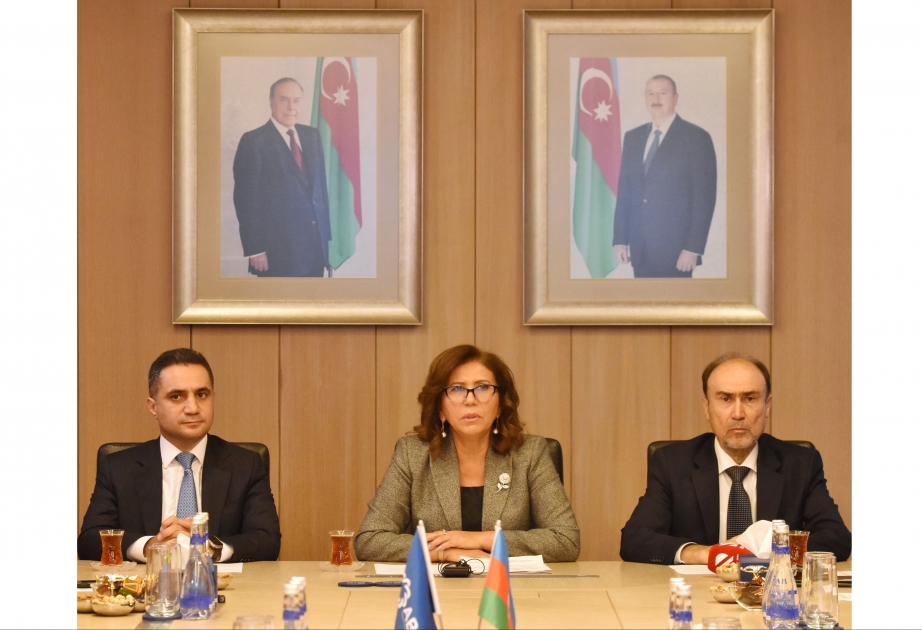 Ailə, Qadın və Uşaq Problemləri üzrə Dövlət Komitəsi ilə Azərbaycan Banklar Assosiasiyası arasında memorandum imzalanıb