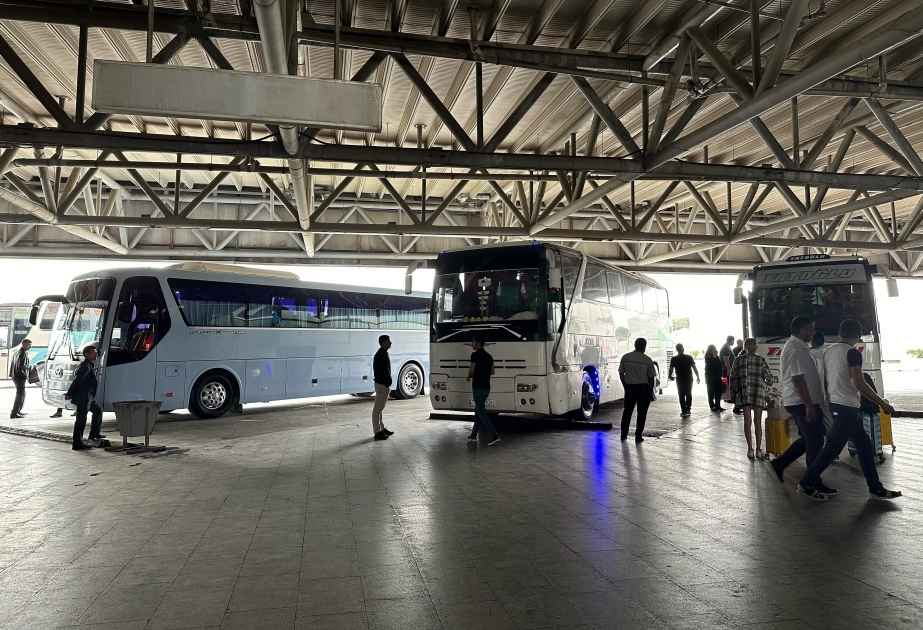 Достигнута договоренность об увеличении количества автобусов, следующих из столицы в Нахчыван