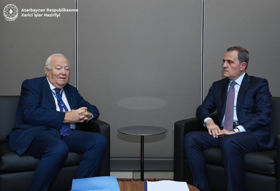 Обсуждены вопросы сотрудничества между Азербайджаном и UNAOC