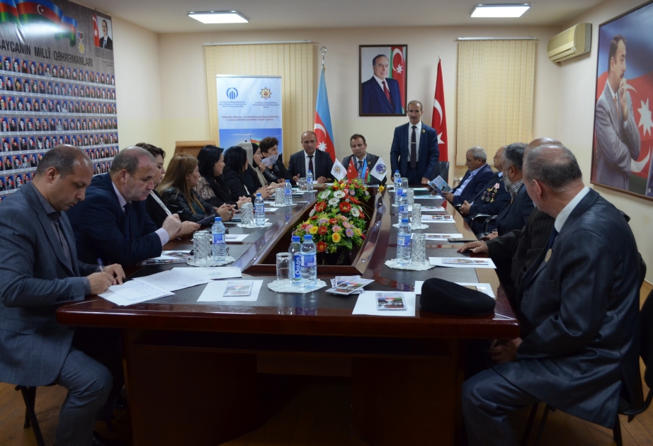 Müharibə əlilləri və veteranlara göstərilən psixoloji-reabilitasiya xidmətləri ilə bağlı müzakirələr aparılıb