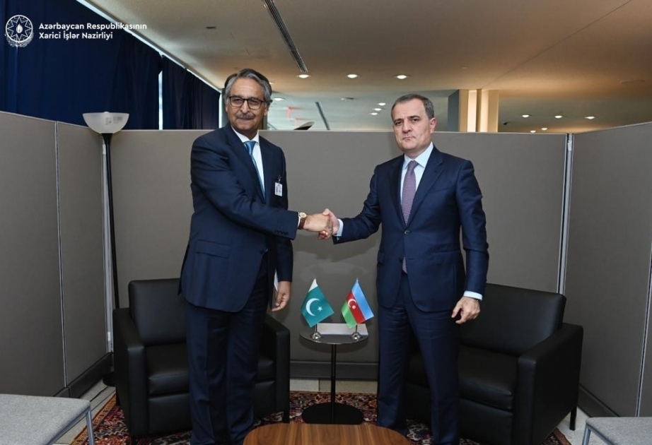 Pakistán apoya la integridad territorial de Azerbaiyán y las medidas legítimas adoptadas en sus territorios soberanos