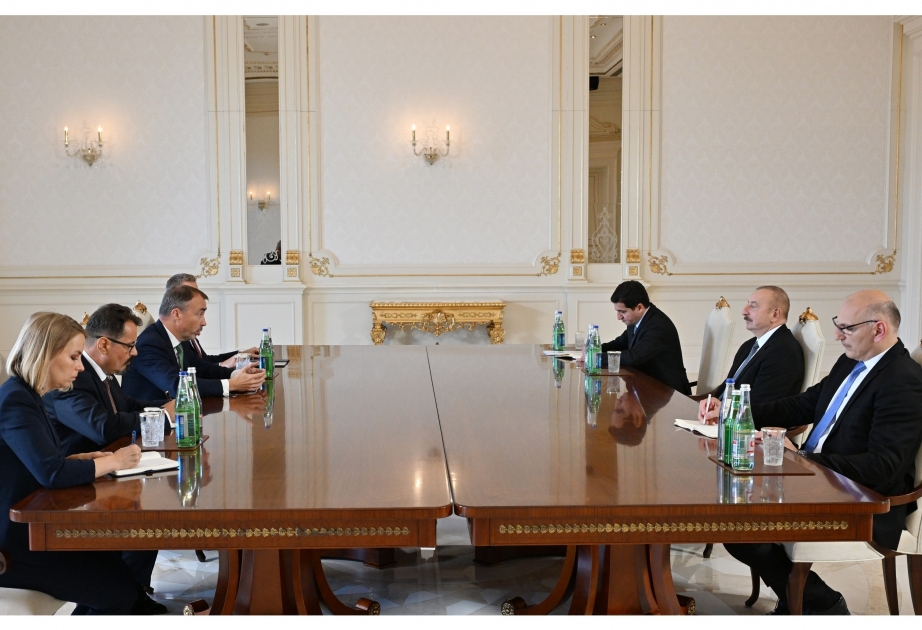 阿塞拜疆总统伊利哈姆·阿利耶夫接见欧盟负责南高加索事务特别代表