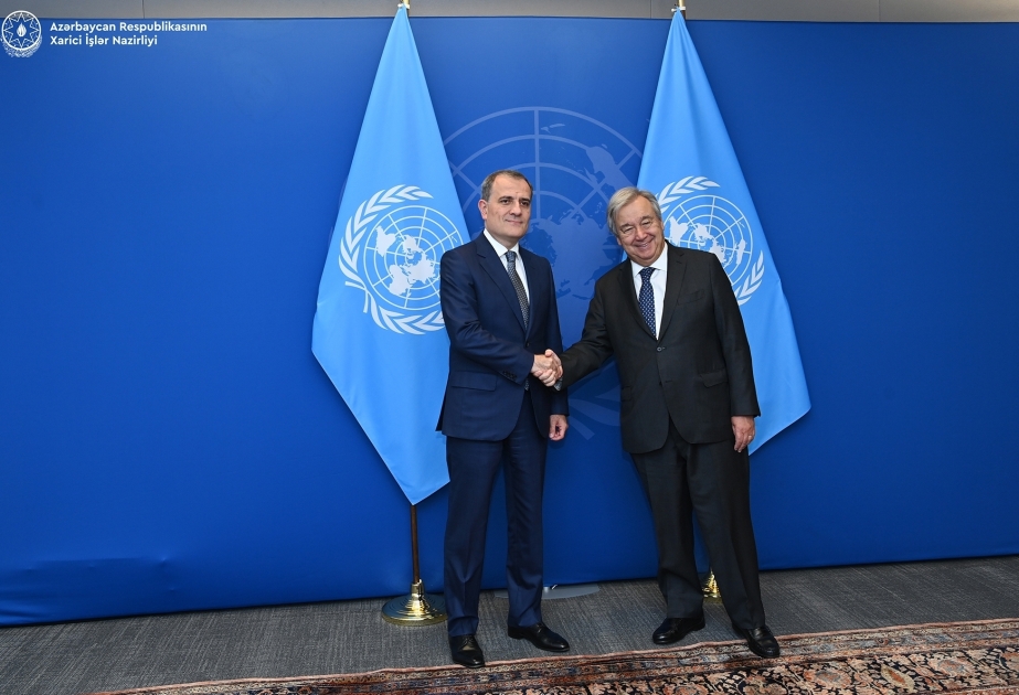 António Guterres fue informado sobre el proceso de desarme de las fuerzas armadas armenias en Karabaj