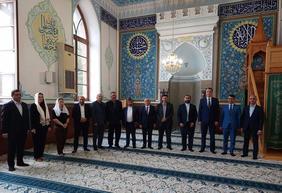 DQİDK sədri Gürcüstanda müsəlman din xadimləri ilə görüşüb