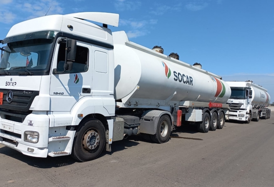 L’Azerbaïdjan envoie 64 tonnes supplémentaires de carburant à Khankendi VIDEO