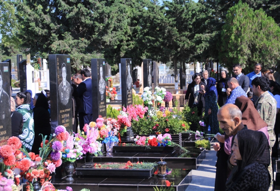Neftçalada Şəhidlər Xatirə Kompleksi ziyarət olunub