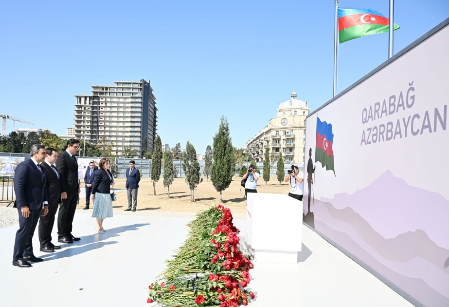 İdman ictimaiyyəti Zəfər parkında olub, şəhidlərin xatirəsi yad edilib