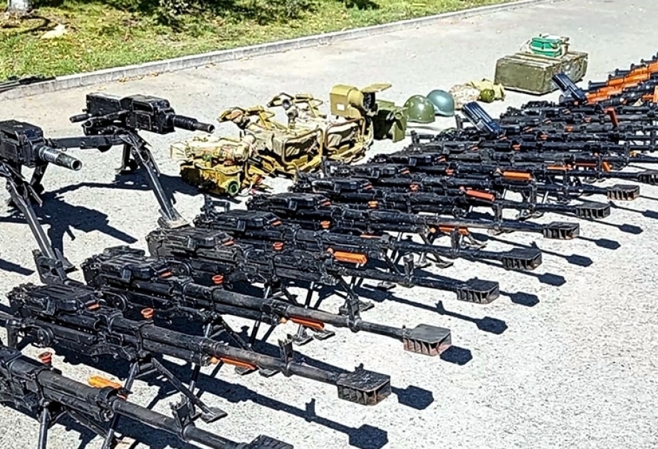 وزارة الدفاع تنشر لقطات فيديو عن أسلحة وذخائر مصادرة من الانفصاليين الأرمن في خوجالي