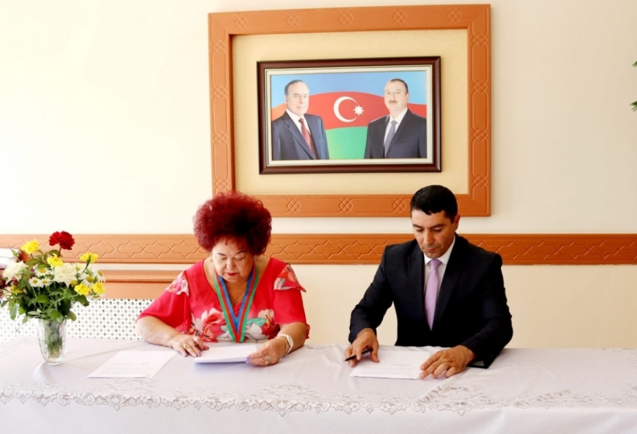 Подписан договор о сотрудничестве между Гуманитарным лицеем Ирпеня и полной средней школой нахчыванского села Шахтахты