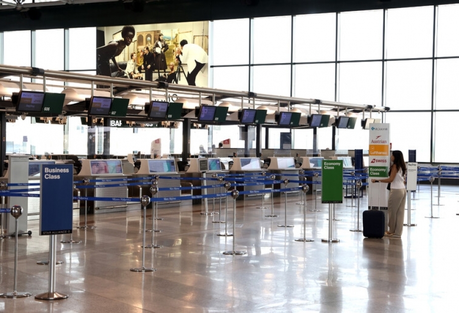 İtaliyada nəqliyyat və aviasiya işçiləri tətil ediblər