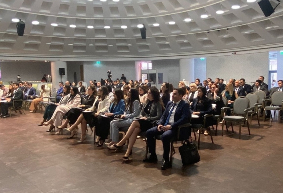 Hakimlər, prokurorlar və vəkillər üçün etik qaydalar” adlı təlim kursunun açılış mərasimi olub