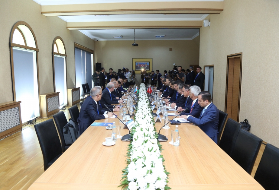 Las delegaciones azerbaiyana y turca se reúnen en Najchiván