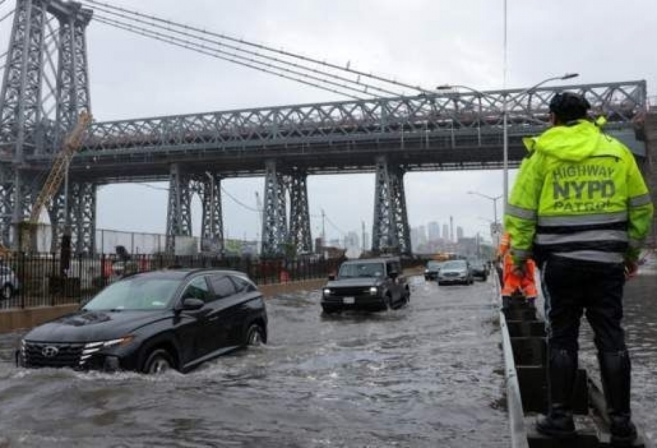 В Нью-Йорке объявили чрезвычайное положение из-за проливных дождей