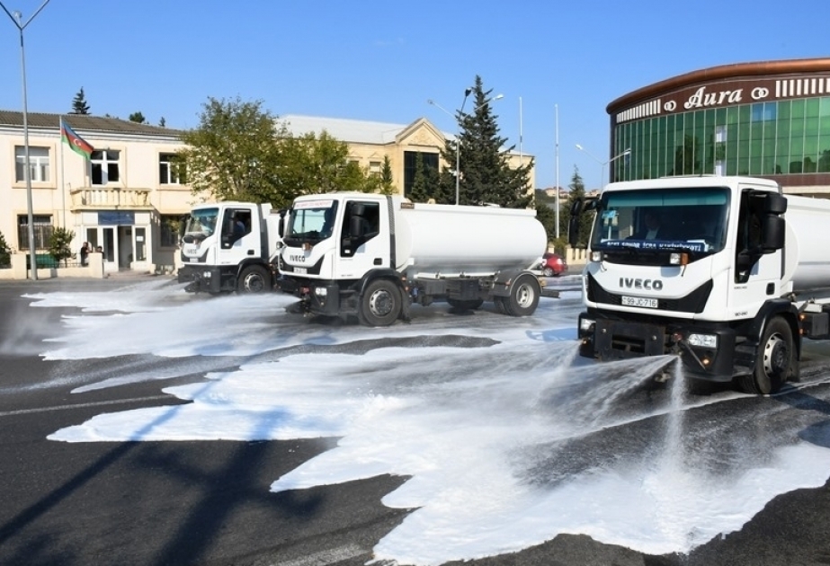 В ходе очередного субботника вымыты 547 улиц Баку