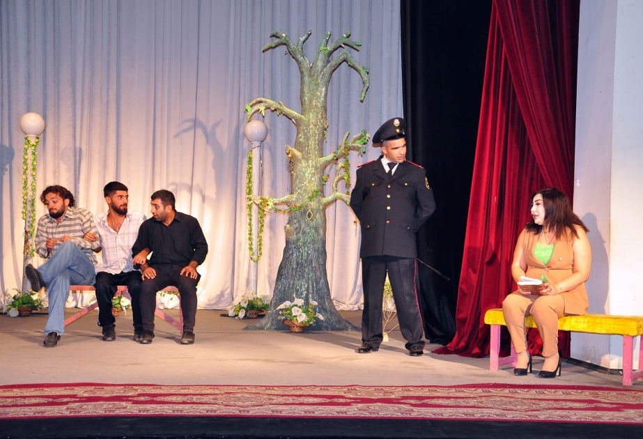 Ağdam Dövlət Dram Teatrı 100-cü mövsümü “Dərs” tamaşası ilə açıb