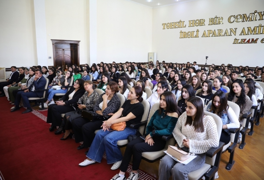 Beş yüzə yaxın gənc təlimlərə cəlb olunub