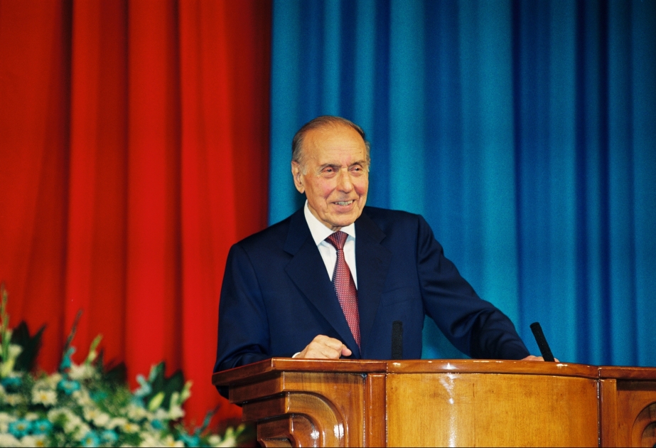 Xalqa bağışlanmış ömürdən anlar: 2002-ci ilin iyulu
