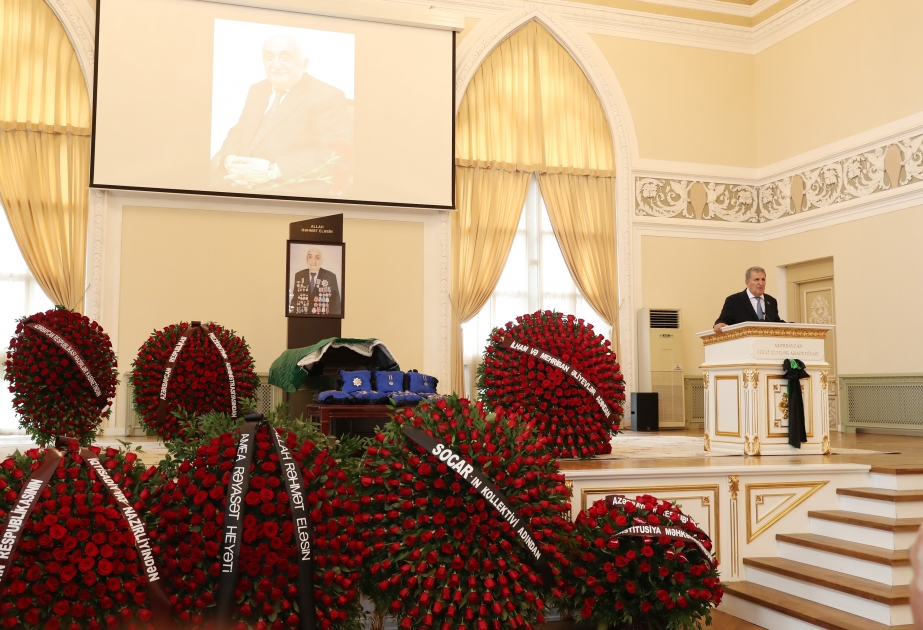 Прошла церемония прощания с первым вице-президентом SOCAR Хошбахтом Юсифзаде