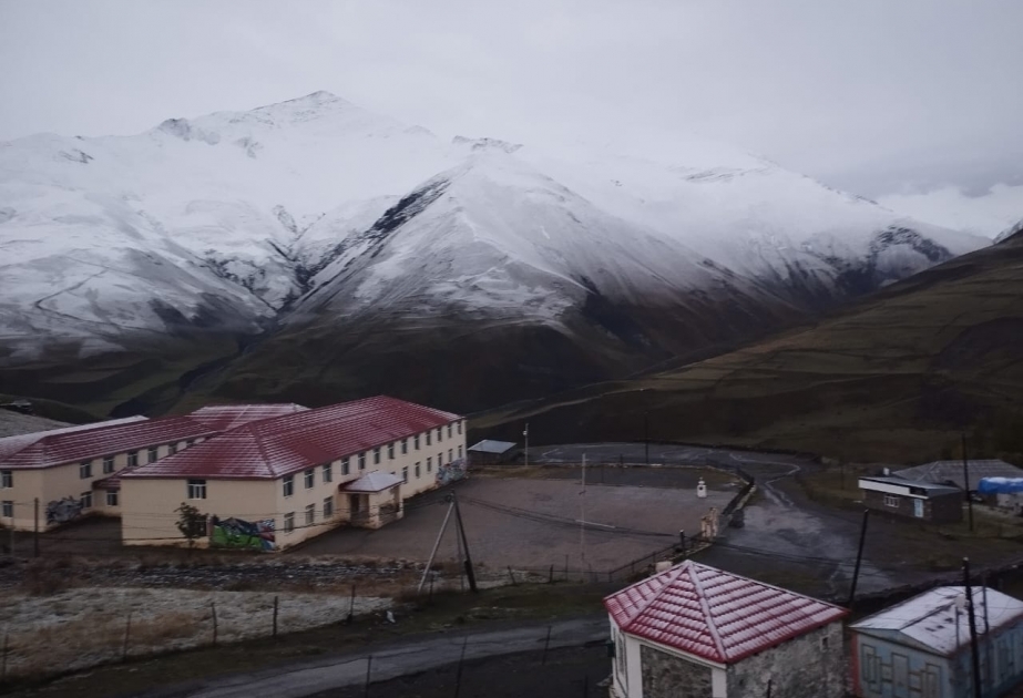 Quba və Qusar rayonunun yüksək dağlıq ərazilərinə qar yağıb -  FOTO