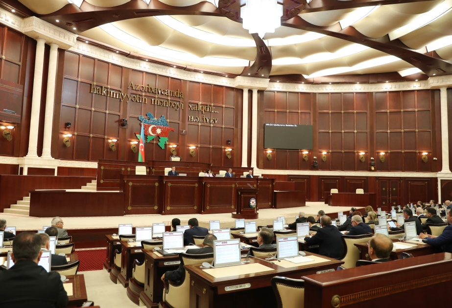 Milli Məclis Avropa Parlamentinin qətnaməsi ilə bağlı bəyanat qəbul edib