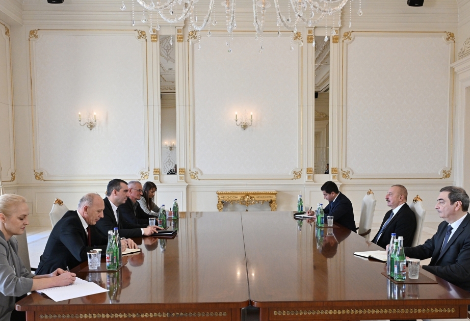 Präsident Ilham Aliyev empfängt Präsident der Nationalversammlung von Serbien VIDEO