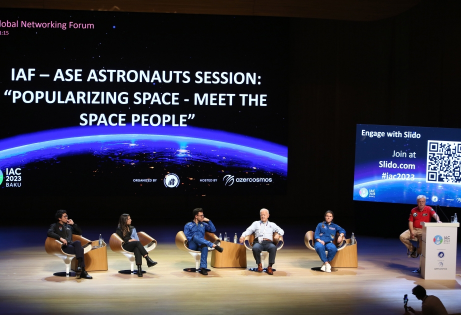 Bakıda astronavtlar sessiyası: Kosmik turizm 60 milyon dollara başa gəlir VİDEO