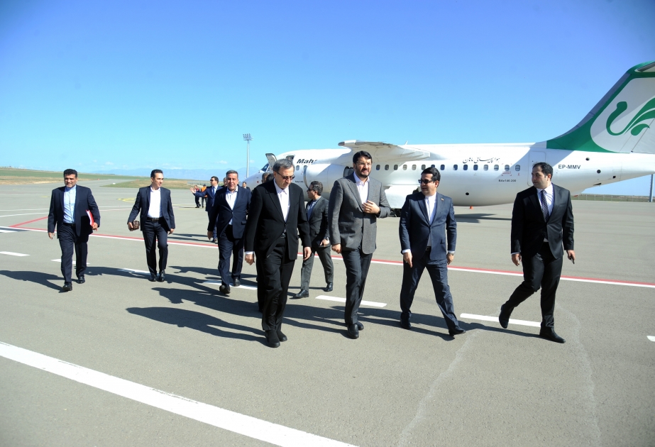 Iran’s Minister of Roads and Urban Development visits Azerbaijan VIDEO