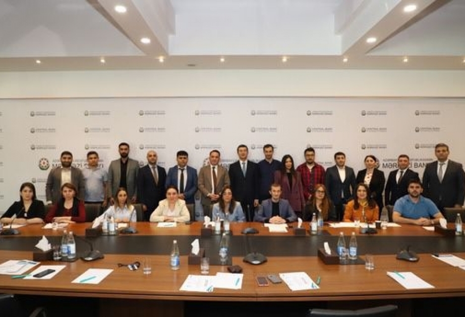 Mərkəzi Bank media nümayəndələri üçün təlim keçirib