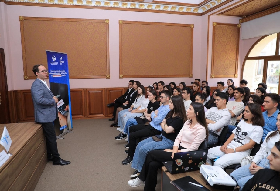 Gənclərə informasiya müharibəsi şəraitində sosial mediadan səmərəli istifadə üsulları aşılanır