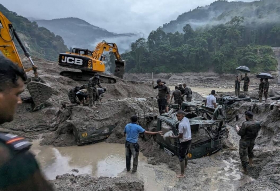 Indien: Viele Tote bei Sturzflut an Gletschersee im Himalaya