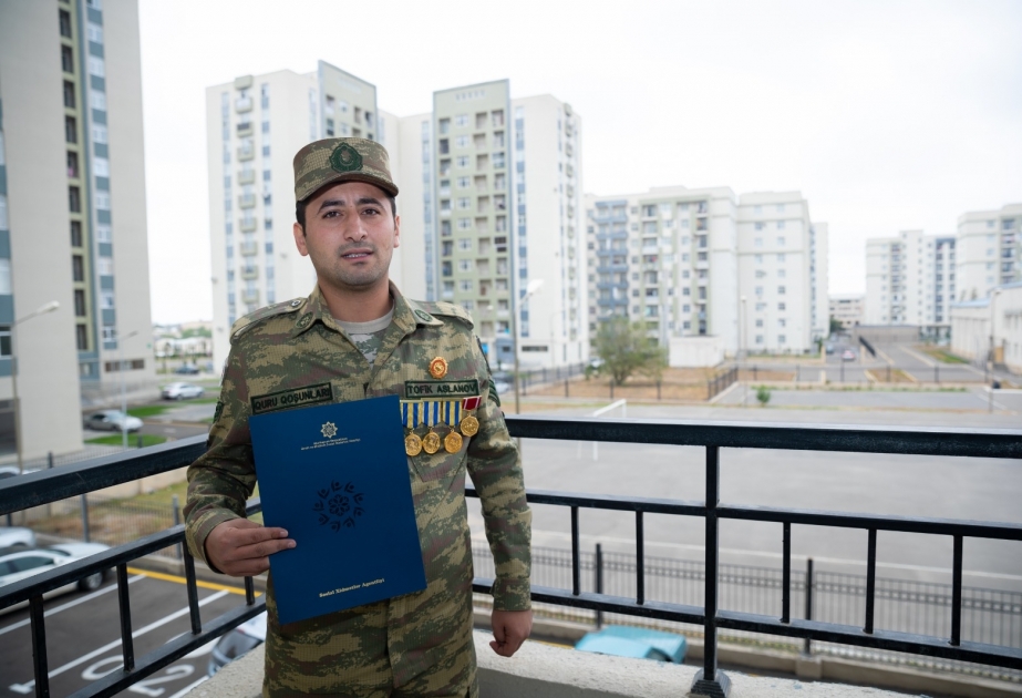 Vətən müharibəsində igidlik göstərən Tofiq Aslanova ikiotaqlı tam təmirli mənzil verilib