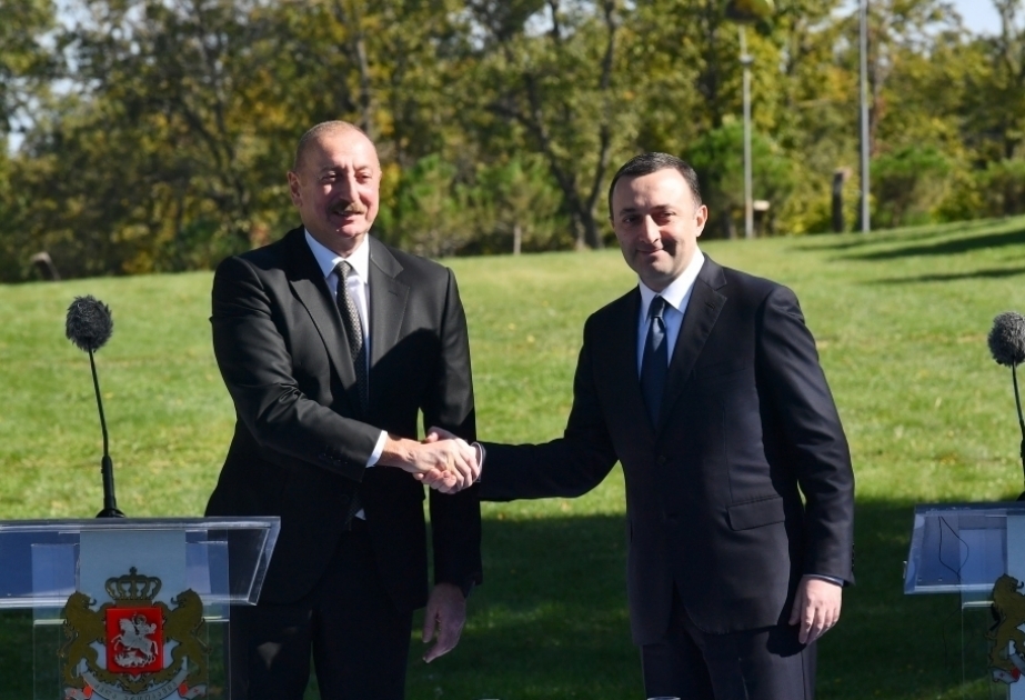Irakli Garibashvili: “El Presidente Ilham Aliyev ha hecho una gran contribución al fortalecimiento de la amistad y la hermandad entre nuestros pueblos”