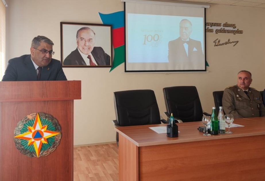 FHN-in Xüsusi Riskli Xilasetmə Xidmətində Ulu Öndər Heydər Əliyevin 100 illik yubileyinə həsr olunan tədbir keçirilib